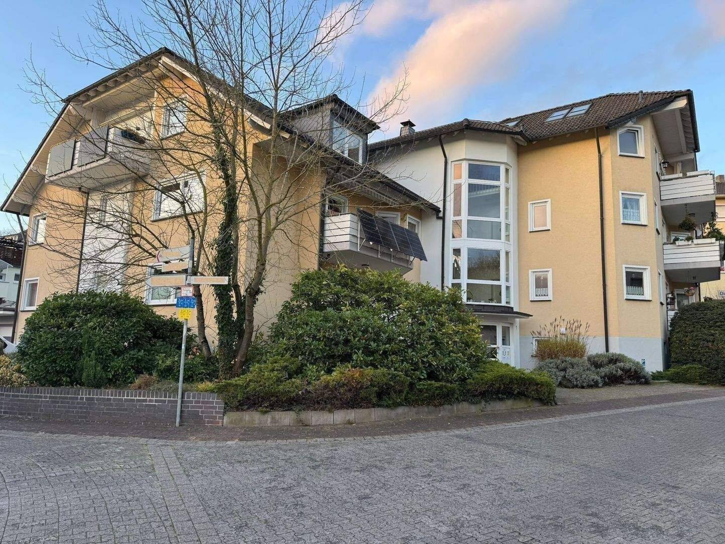 2-Zimmer-Eigentumswohnung mit Balkon in beliebter Wohnlage von Bad Honnef (Zentrumsnah), 53604 Bad Honnef