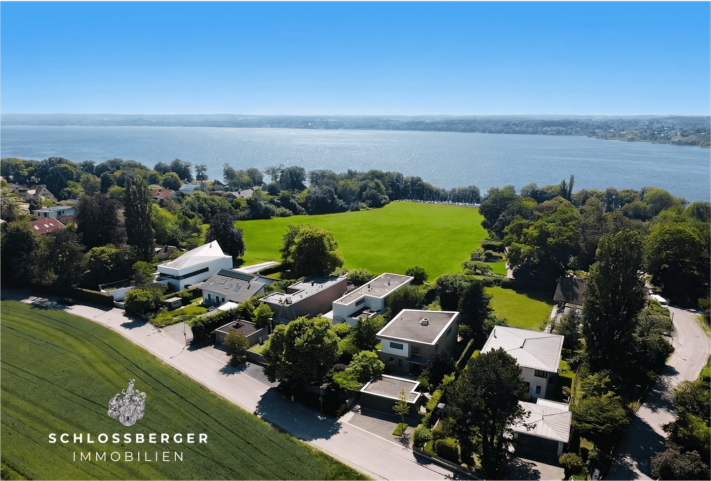 „BAUHAUSVILLA MIT SEEBLICK“: PRIVATES SPA MIT SAUNA I BULTHAUP-KÜCHE I  PERFEKTES DESIGN, 82266 Inning a. Ammersee