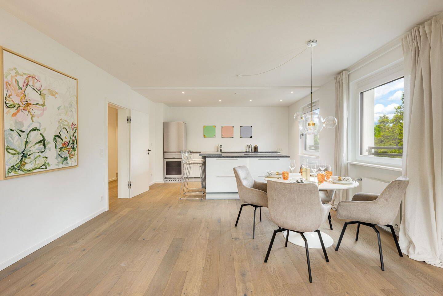 Design trifft Komfort – 2-Zimmer-Loftwohnung am grünen Isarufer
