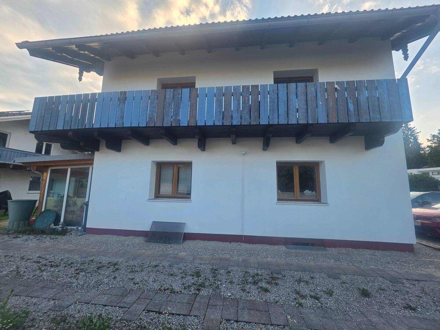 Hochwertig sanierte 3-Zimmer-Gartenwohnung mit Wintergarten, Terrasse und Photovoltaik, 83071 Stephanskirchen