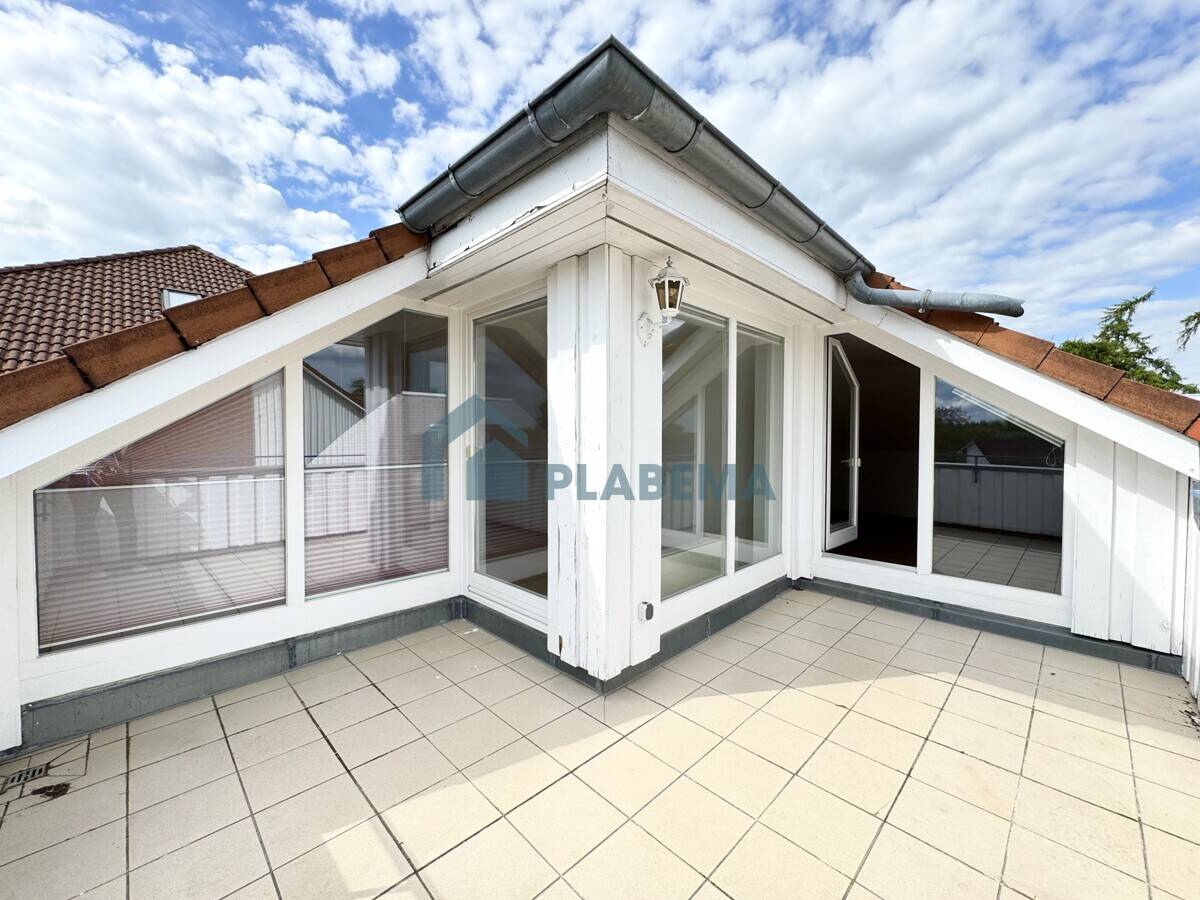 2-Zimmer-Wohnung mit Einbauküche, Dachterrasse und PKW-Stellplatz in Friedrichsthal, 19057 Schwerin