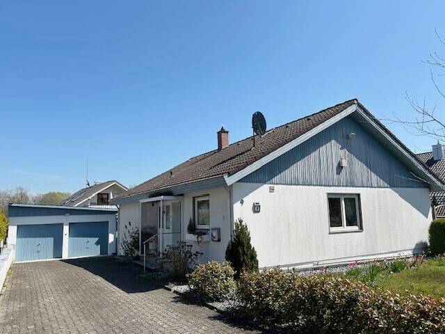 Freistehendes Einfamilienhaus in Uhldingen-Mühlhofen (Oberuhldingen), 88690 Uhldingen-Mühlhofen