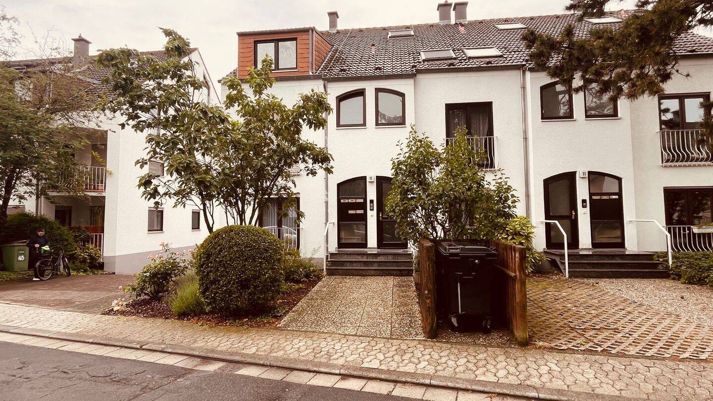Gut geschnittene 2-Zimmerwohnung mit Außenstellplatz in begehrter Lage von Mainz-Bretzenheimn, 55128 Mainz (Bretzenheim Oberstadt)