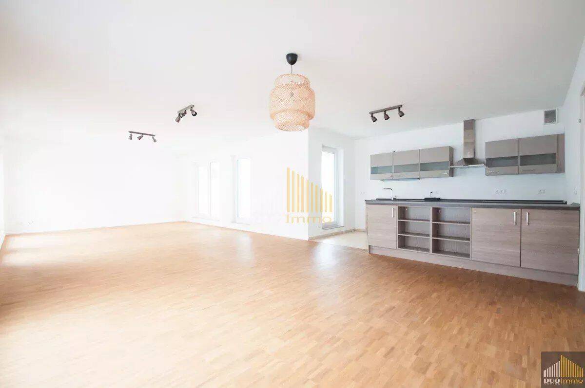 Moderne Wohnung mit Terrasse in zentraler Lage von Bitburg, 54634 Bitburg