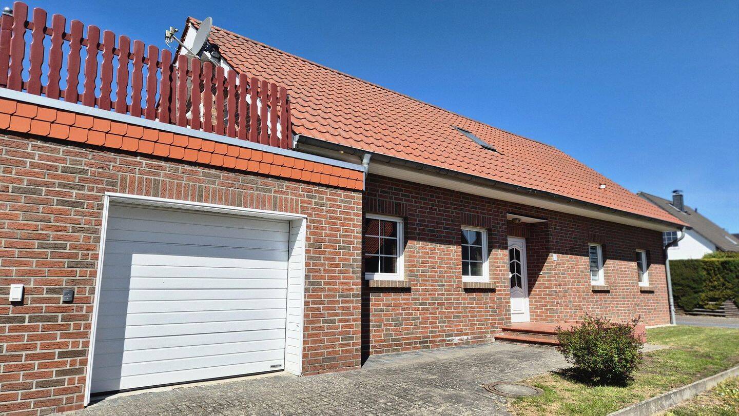 Charmante Erdgeschosswohnung mit großer Terrasse und Garten zu vermieten, 31246 Ilsede