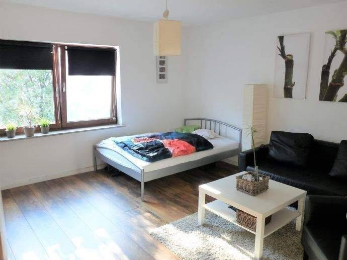 Nette Single Wohnung mit Balkon – Nähe Technische Uni- und S-Bahn Harburg-Rathaus, 21073 Hamburg (Harburg Eißendorf Heimfeld Wilstorf)