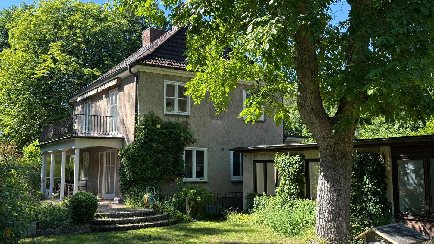 Haus nahe Kieler Förde 260qm mit möglicher Einliegerwohnung oder Praxis