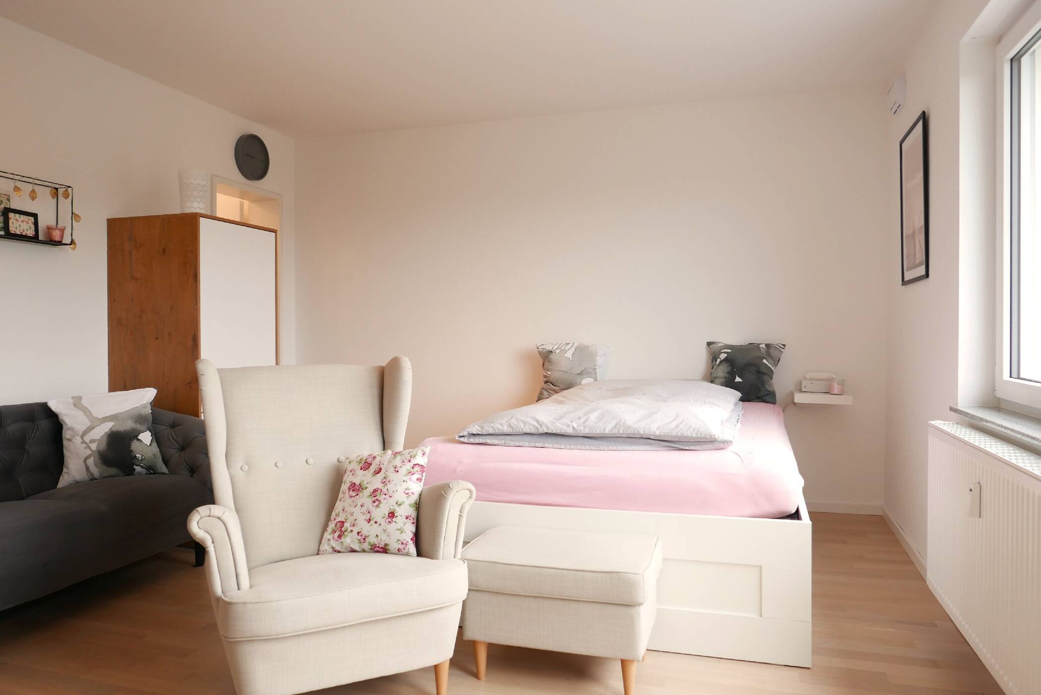 Schönes 1-Zimmer-Apartment mit Balkon in Stuttgart-Gablenberg / Geroksruhe, 70184 Stuttgart (Frauenkopf Mitte Ost Süd)