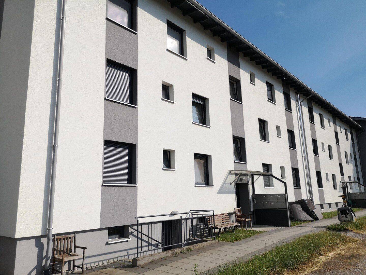 50m² 2-Zimmer in Bobingen mit Balkon und Einzelgarage; kernsaniert in 2016, ohne Provision, 86399 Bobingen