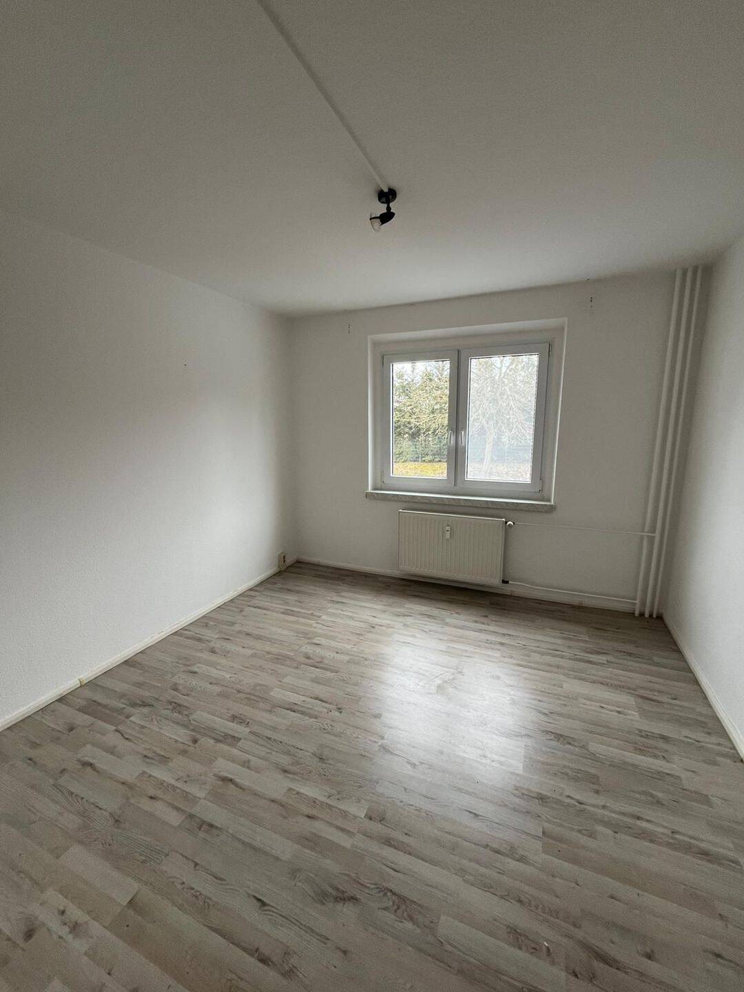 Modernisierte 2-Zimmer-Wohnung in Schmalkalden mit zentraler Lage, 98574 Schmalkalden