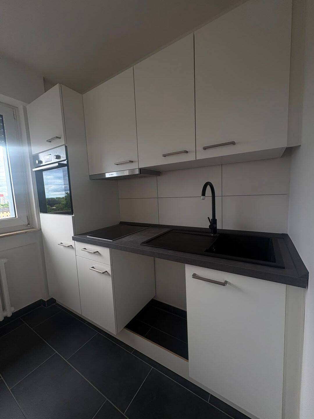 Helles Studio Apartment – zentral in Preungesheim, 60435 Frankfurt am Main