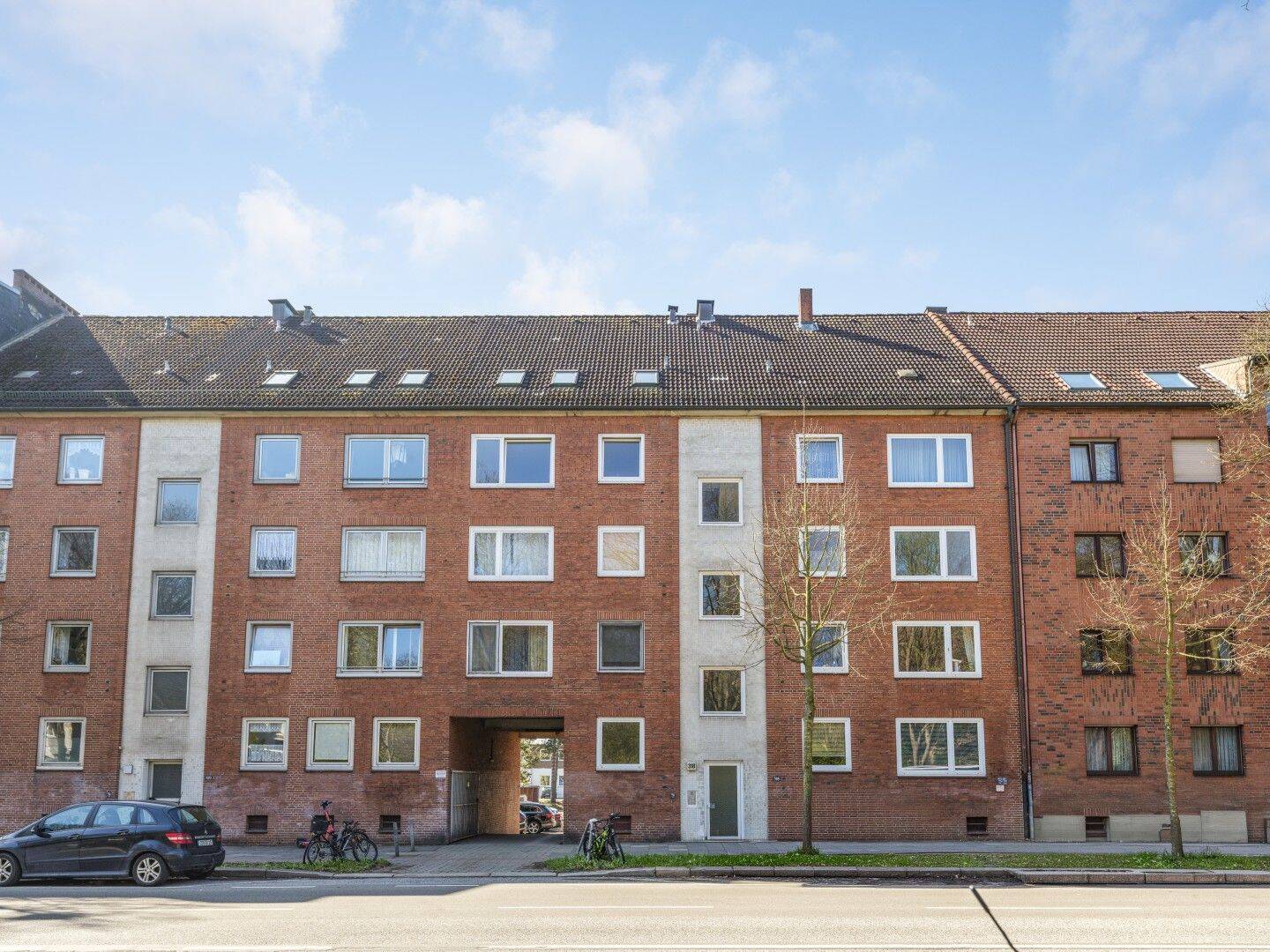 Rotklinker-Mehrfamilienhaus mit Garagen & Fernwärme, 22111 Hamburg (Mitte Billstedt Hamm Horn)