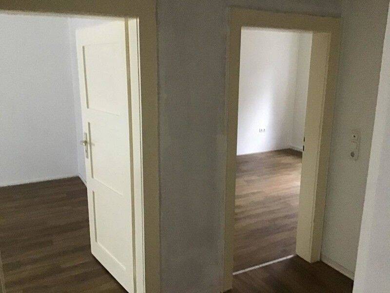 Ihr neu renoviertes 2,5 Zimmerheim erwartet Sie!, 90763 Fürth (Südstadt Weikershof)