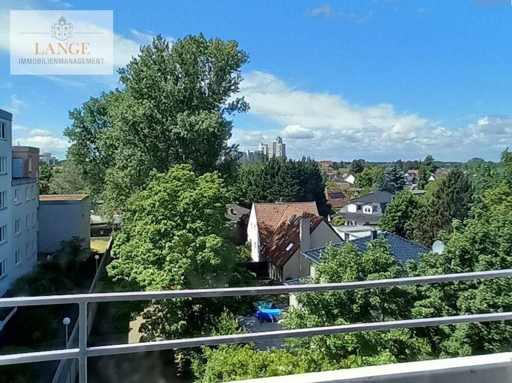 Hann.-Misburg, nähe MHH! Neuvermietung, top saniertes 1 Zi.- Apartment mit Pantryküche und Balkon., 30627 Hannover
