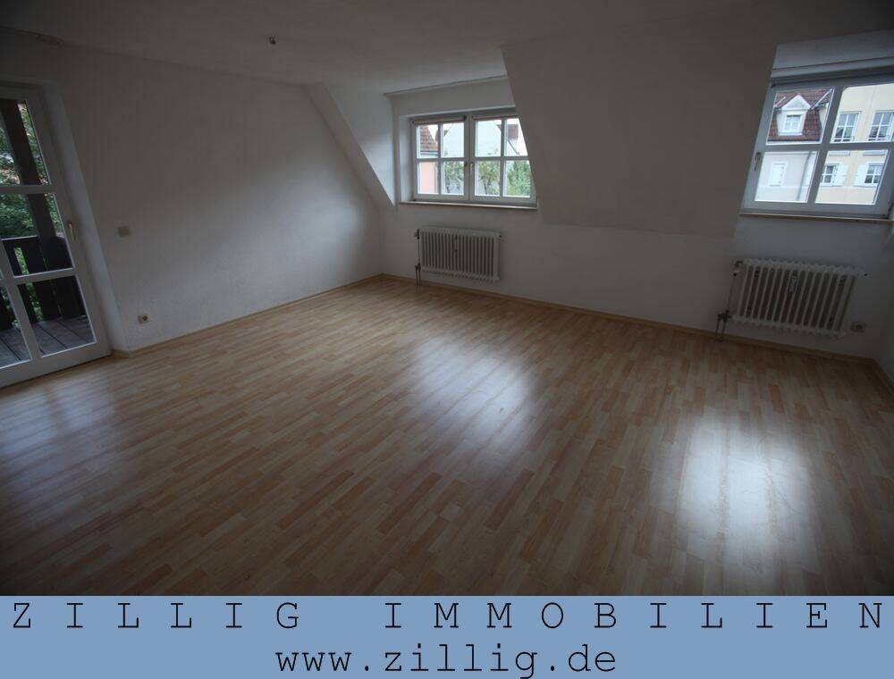 TOP – 3-Zi.-Atelier-ETW mit Balkon u. Gartenanteil – Laminat – ZILLIG MIETVERWALTUNG, 93073 Neutraubling