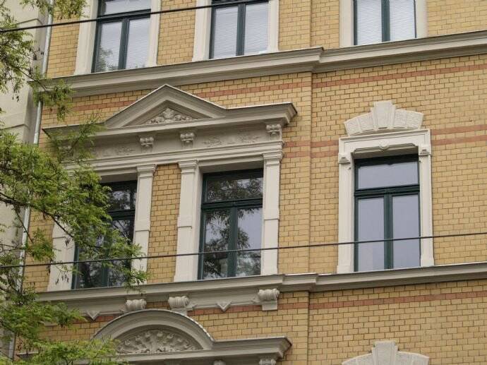 4 und 1/2-Zimmer-Wohnung mit Balkon und 2 Bäder, 4357 Leipzig (Mockau-Nord Mockau-Süd Schönefeld-Abtnaundorf)
