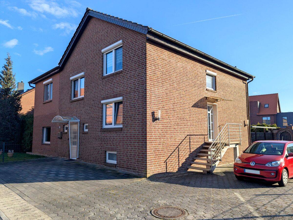 Großzügiges Einfamilienhaus mit flexiblem Wohnkonzept in Wolfsburg-Wendschott, 38448 Wolfsburg