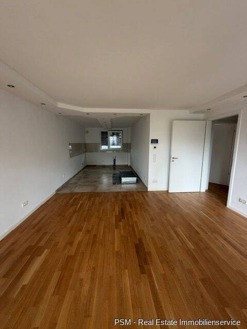 10502-Moderne 4-Zimmer-mit Terrasse und eigenem Garten in Offenbach am Main, 63073 Offenbach am Main (Bieber)