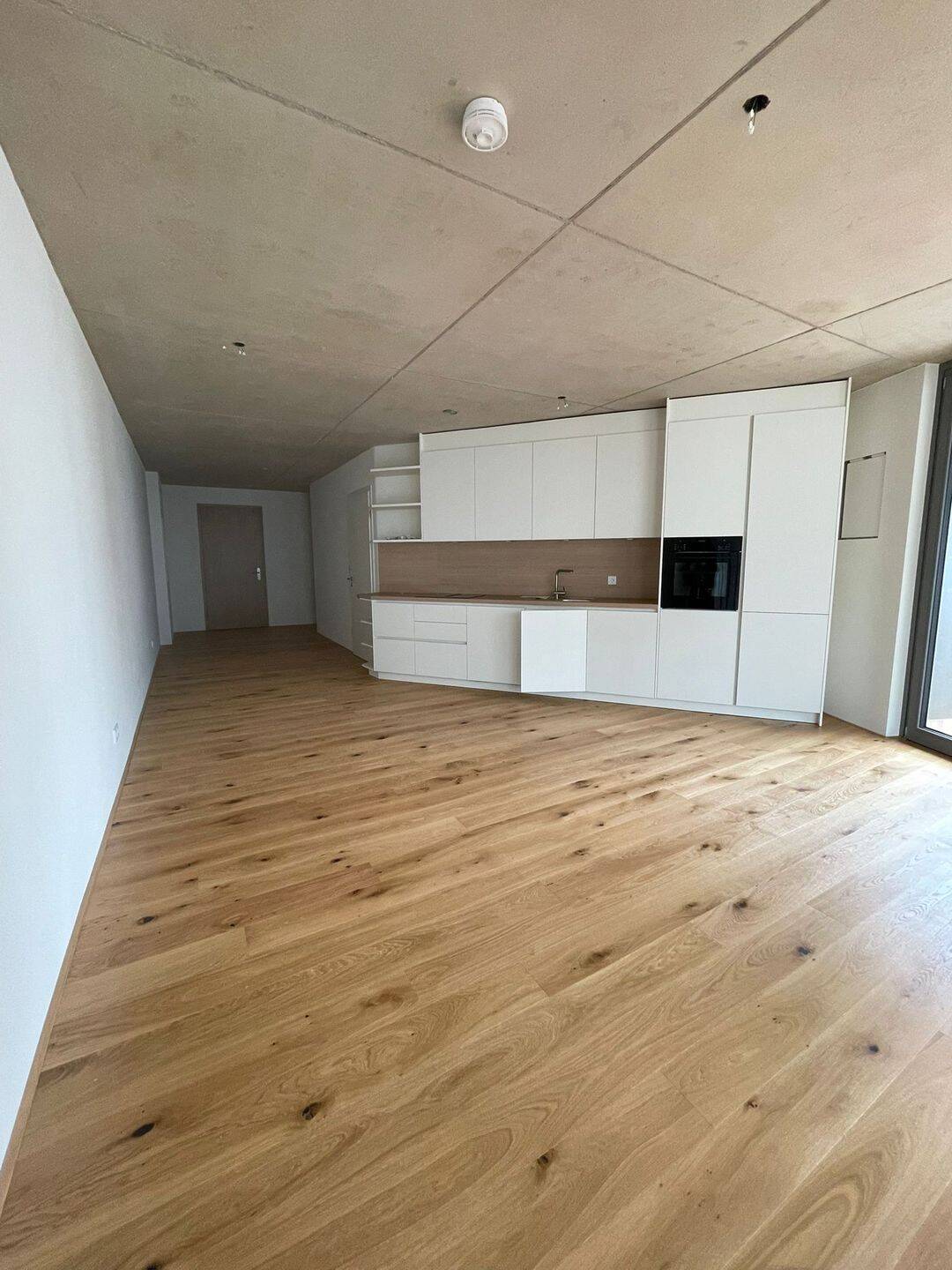 Neubau – 3 Zimmer ca. 90 m² inkl. moderner Einbauküche mit sonnigem Ostbalkon in Rosenheim, 83024 Rosenheim (Fürstätt Ost Süd West Westerndorf Sankt Peter)
