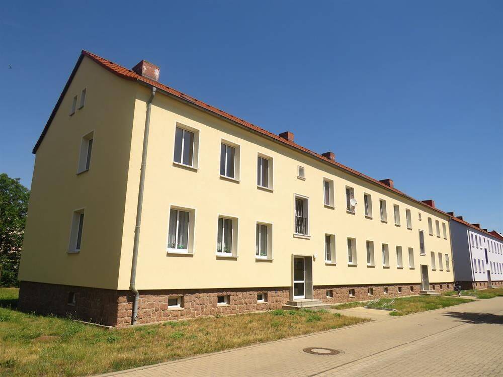 Erstbezug nach Renovierung – Schöne 3-Raum Wohnung in ruhiger Lage!, 6749 Bitterfeld-Wolfen