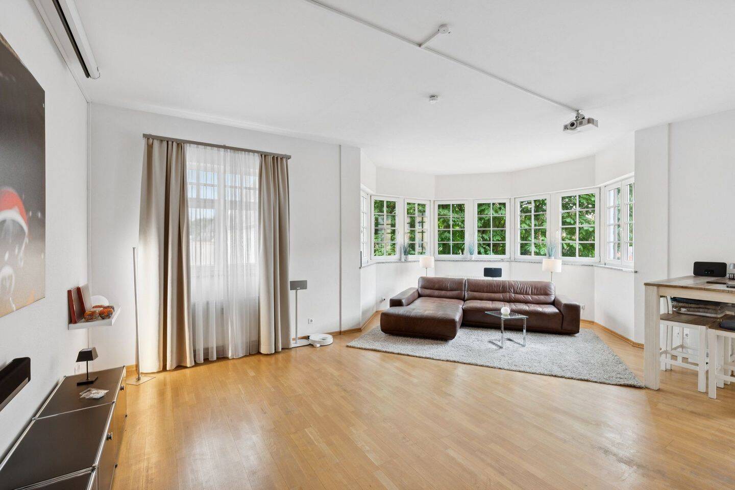 Stilvolle 3-Zimmerwohnung mit Erker und TG-Stellplatz im Herzen von Wasserburg am Inn, 83512 Wasserburg a. Inn