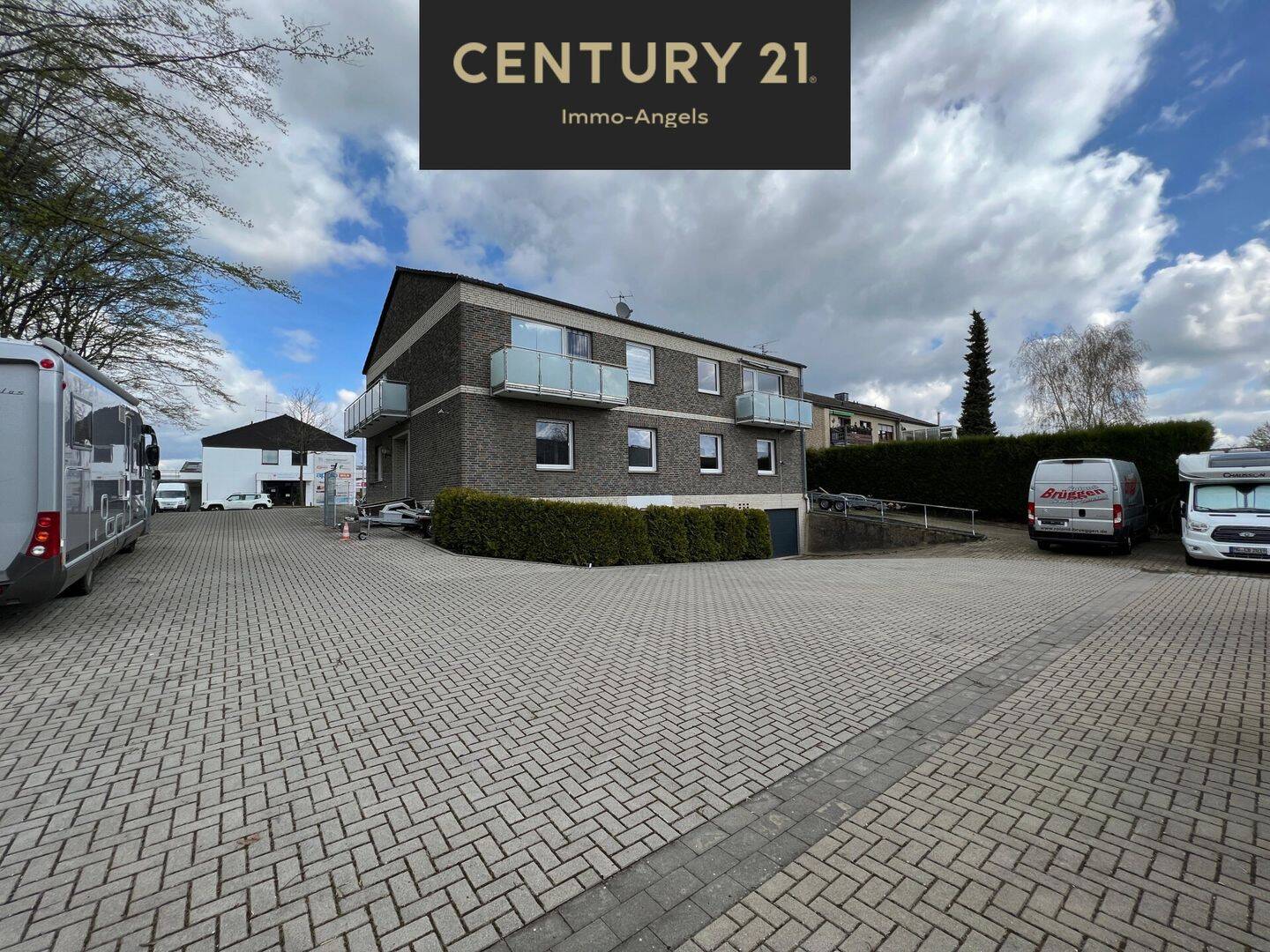 Attraktives Investment in MG-Wickrath: Vollvermietetes Mischobjekt mit starker Rendite!, 41189 Mönchengladbach