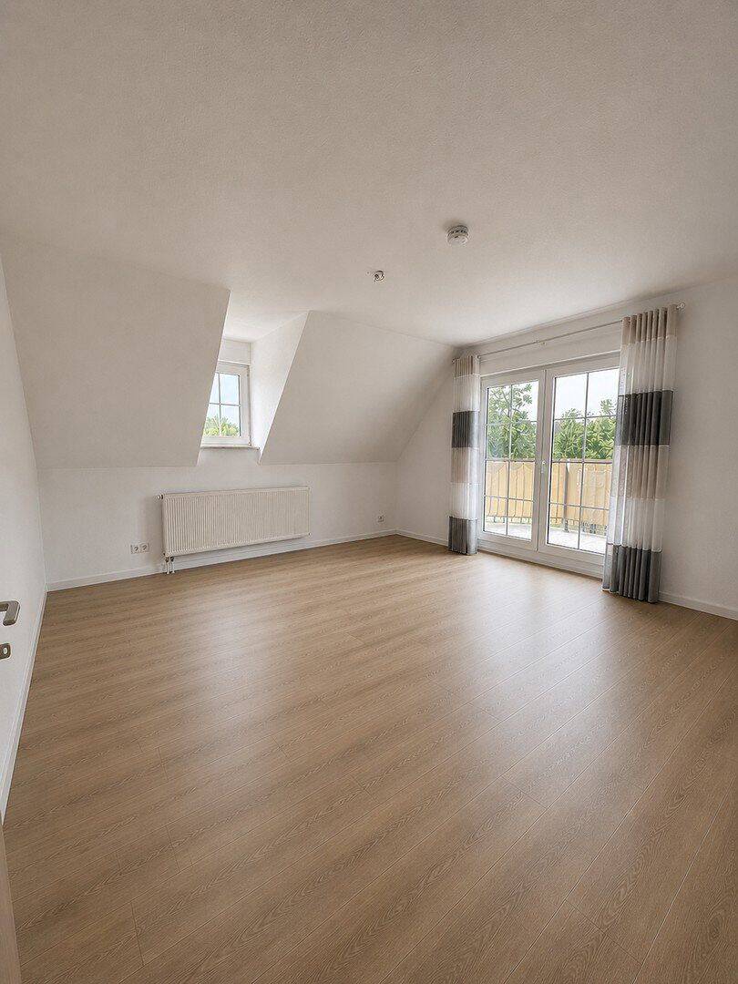 Modernisierte 2-Zimmer-Wohnung mit Einbauküche, Balkon & Carport, 14542 Werder (Havel)
