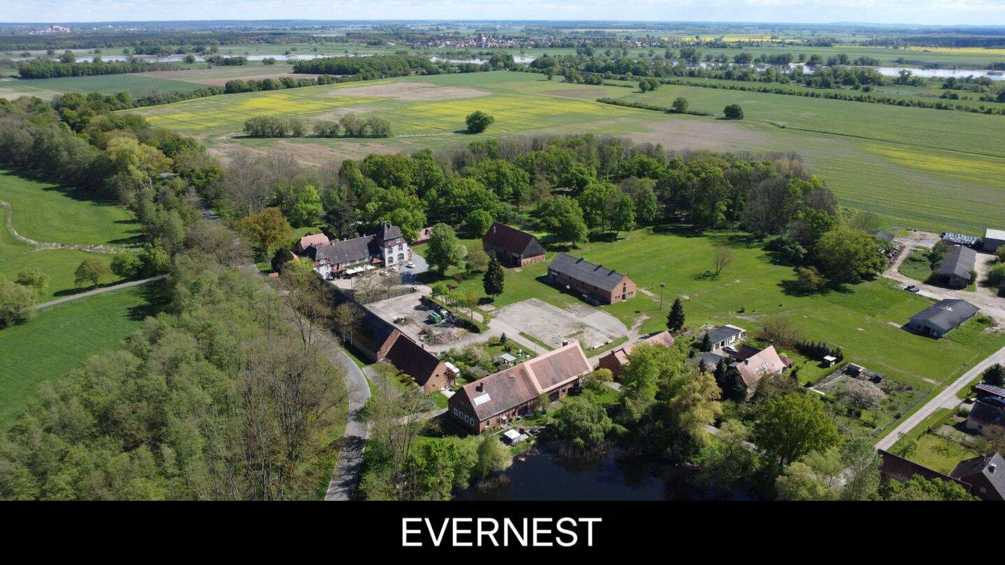 Historisches Gutshausensemble mit Hotelbetrieb, Eventlocation & ca. 6,5 Hektar Naturareal, 39606 Iden
