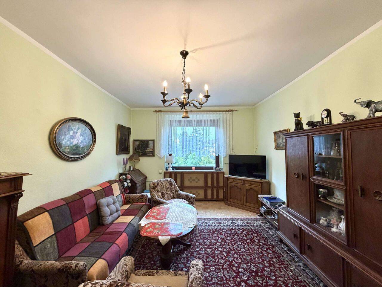 2 Zimmer, Balkon, Stellplatz – bezugsfrei im 2. OG in Tempelhof, 12099 Berlin (Neukölln)
