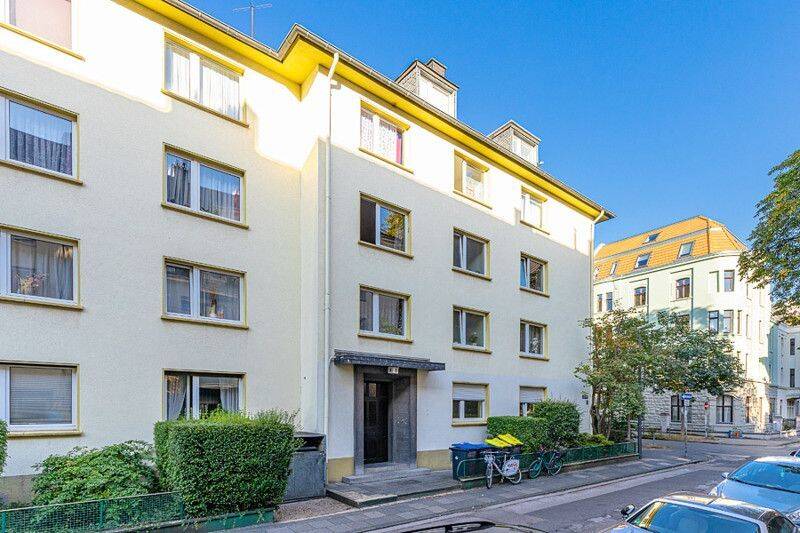 Modernes Wohnen im Erdgeschoss: Komfortable 2-Zimmer-Wohnung mit hochwertiger Einbauküche, 51065 Köln (Mülheim Buchforst Buchheim)
