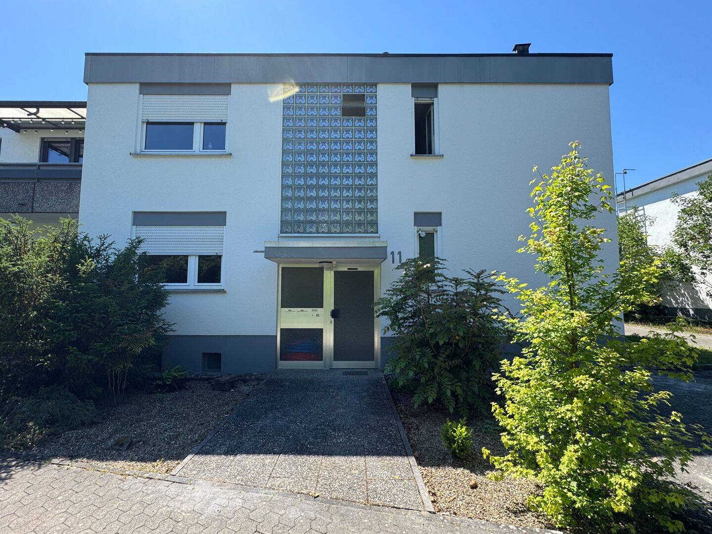 Großzügige 4-Zimmer-Wohnung mit Terrasse und Garten, Erstbezug nach Sanierung. Garage optional, 76646 Bruchsal