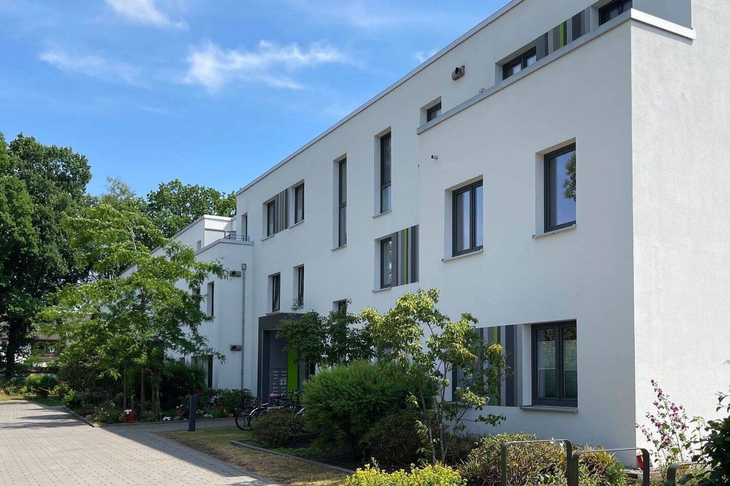 Zwischenmiete 2 Zimmerwohnung 22.8.2026 – 22.09.2026 in zentraler Lage, Zeitraum kann ggf. Etwas angepasst werden., 22844 Norderstedt