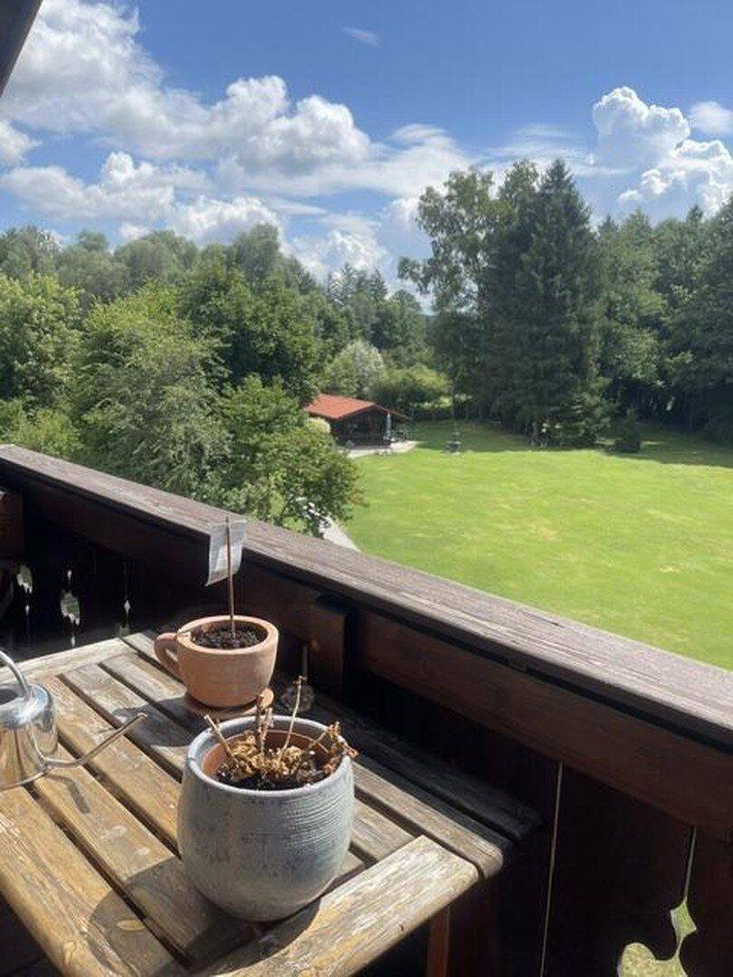 Extravagante moderne Dachgeschoßwohnung mit Panoramablick, 82544 Egling