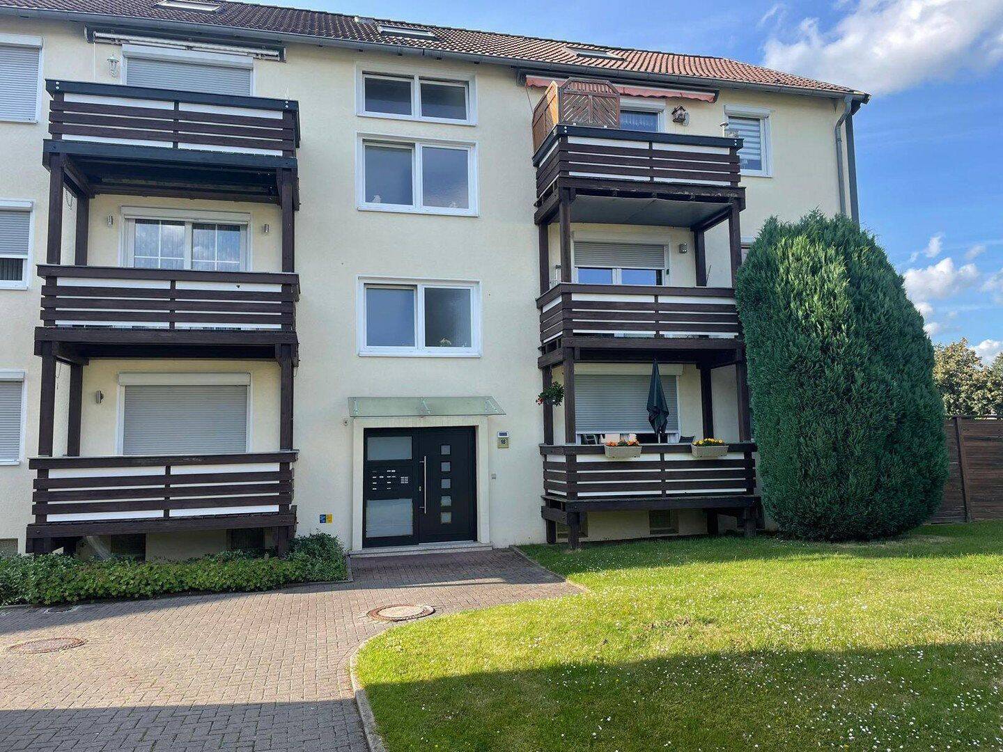 Erdgeschoss mit eigenem Garten, modernisierte 3-Zimmer-Wohnung mit Wohlfühlcharakter, 44319 Dortmund (Asseln Husen Kurl Neuasseln Wickede)