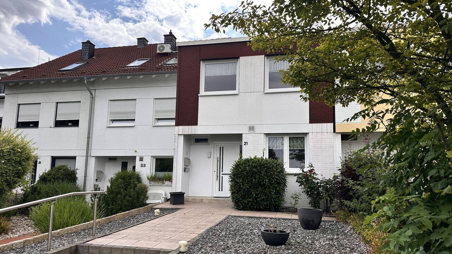 Idyllisches Zuhause mit Terrasse und Garten in ruhiger Sackgasse, 44287 Dortmund (Aplerbeck Aplerbecker Mark Berghofen Schüren Sölde)