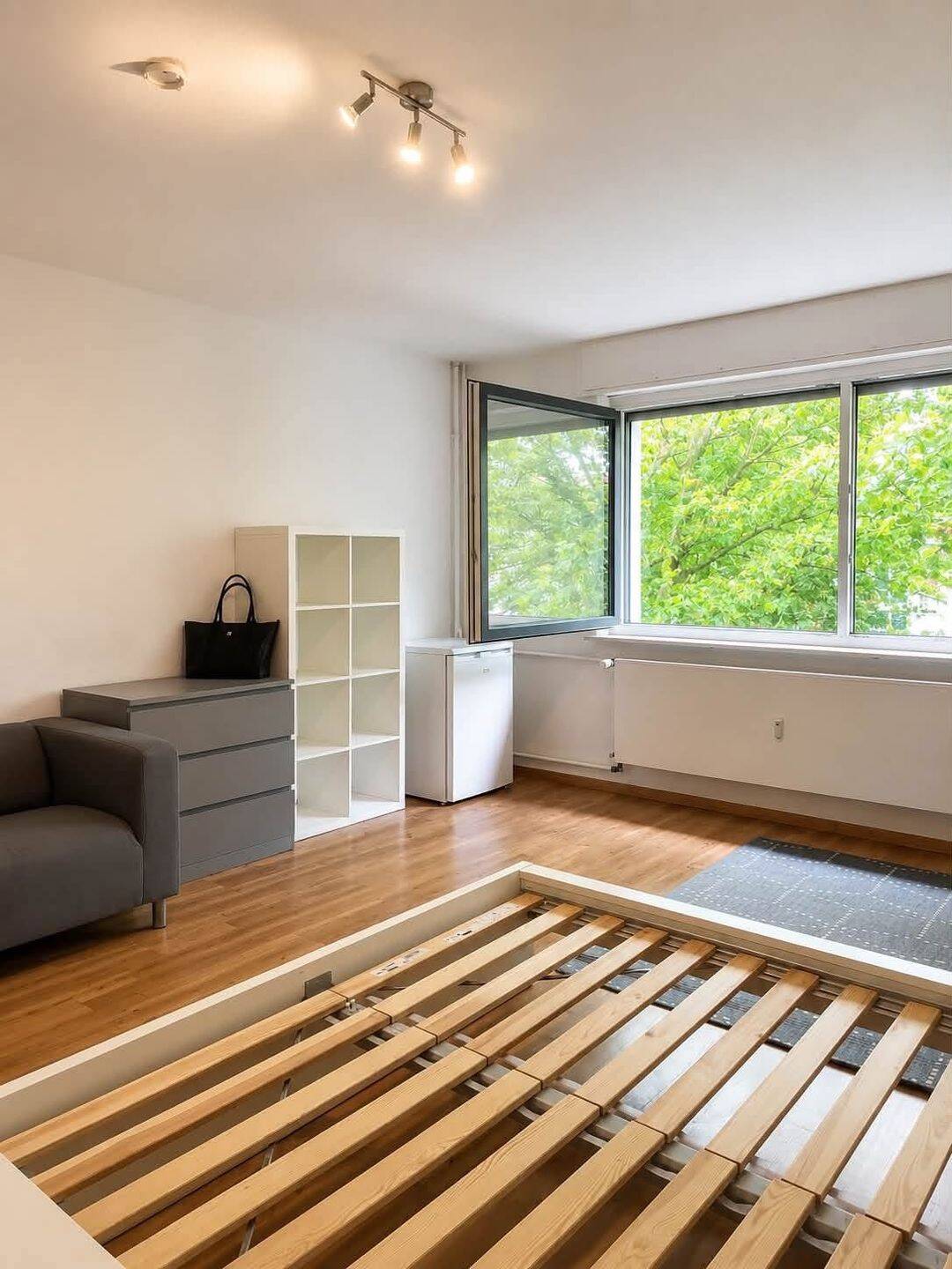 Gemütliches Zimmer in Frauen WG: Vollmöbliert, 76185 Karlsruhe