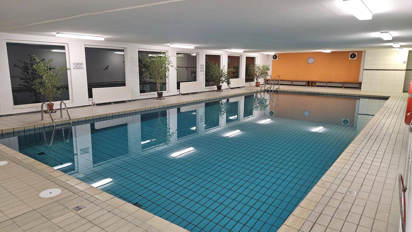 Suche Mitbewohnerin, 95447 Bayreuth (Altstadt Birken Glocke Meyernberg Saas)