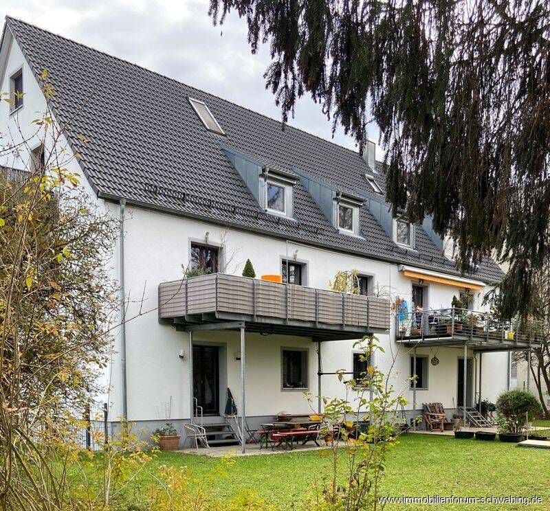 3-Zimmer-Wohnung mit Sonnenterrasse, 400 m² Gartenanteil und beheizten Hobby-Raum in Unterföhring!, 85774 Unterföhring