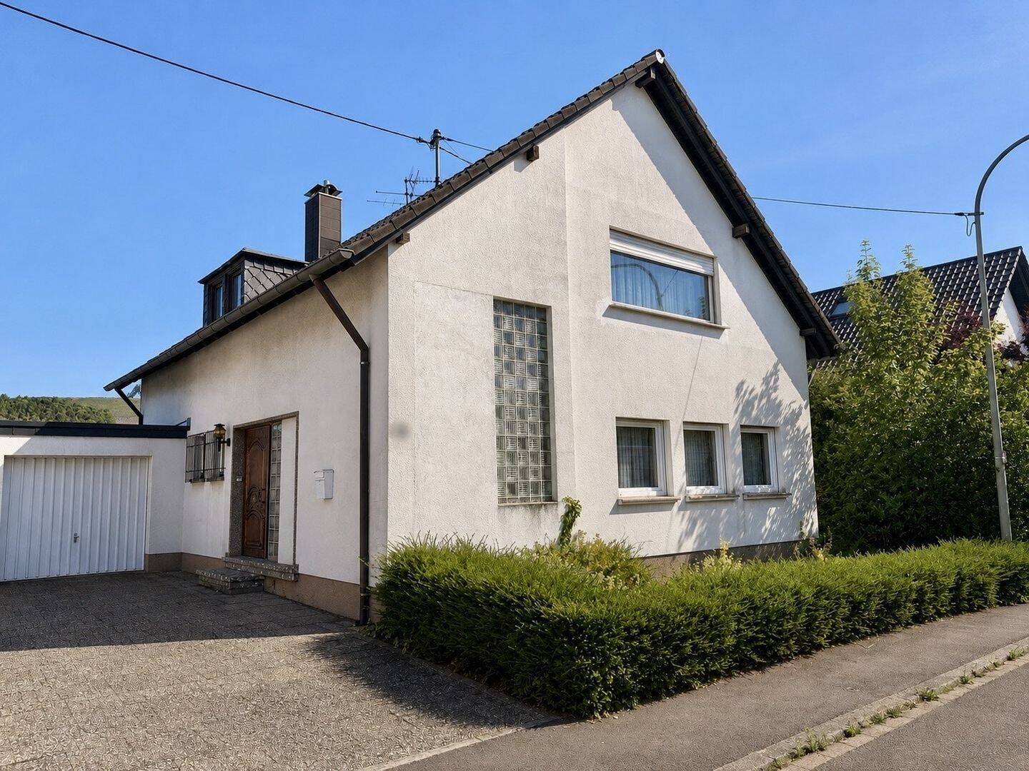 Freistehendes Einfamilienhaus mit Blick auf das Saarpolygon in ruhiger Wohnlage von Ensdorf!, 66806 Ensdorf