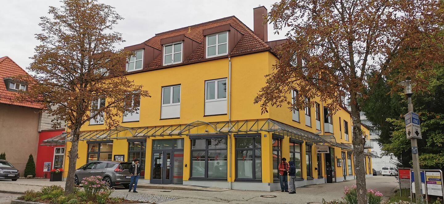 4-Zimmer-Eigentumswohnung in bester Bahnhofsnähe von Traunstein zu verkaufen !, 83278 Traunstein
