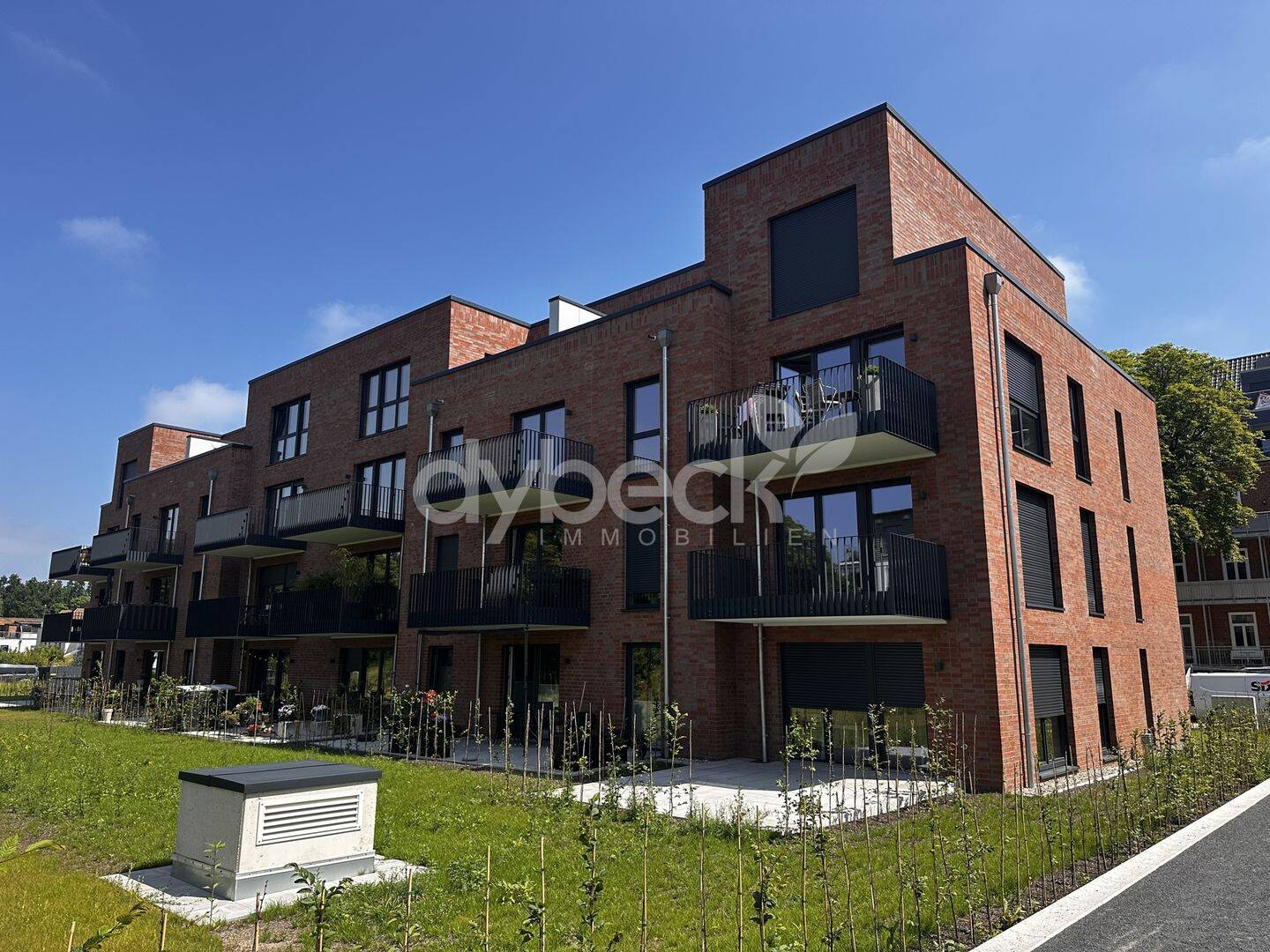 Modernes Wohnen mit Komfort: Stilvolle 2-Zimmer-Wohnung mit Balkon & Tiefgarage, 21337 Lüneburg