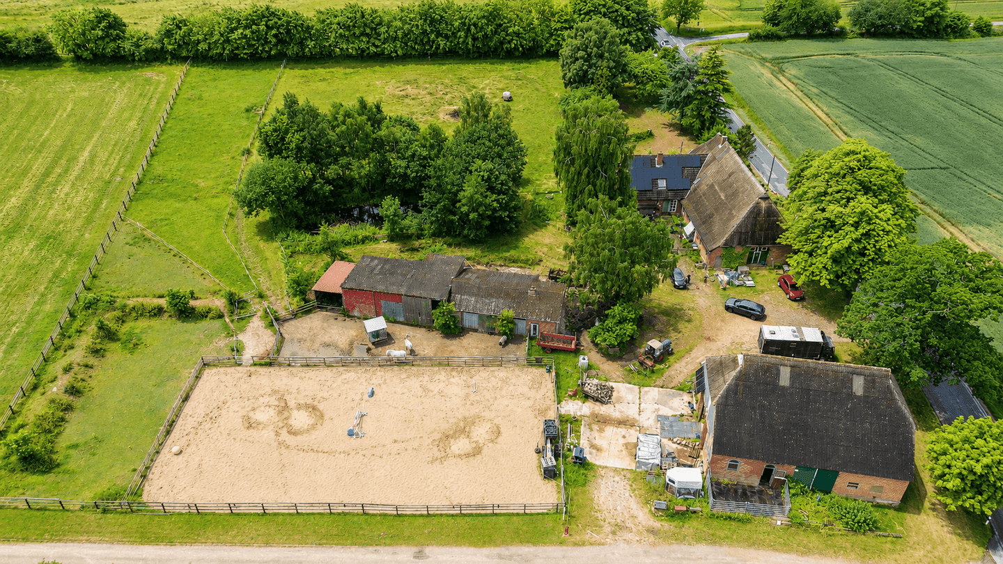 Reiterparadies nahe Weißenhäuser Strand – Pferdehof mit Weiden, Stallungen und PV-Anlage, 23758 Wangels