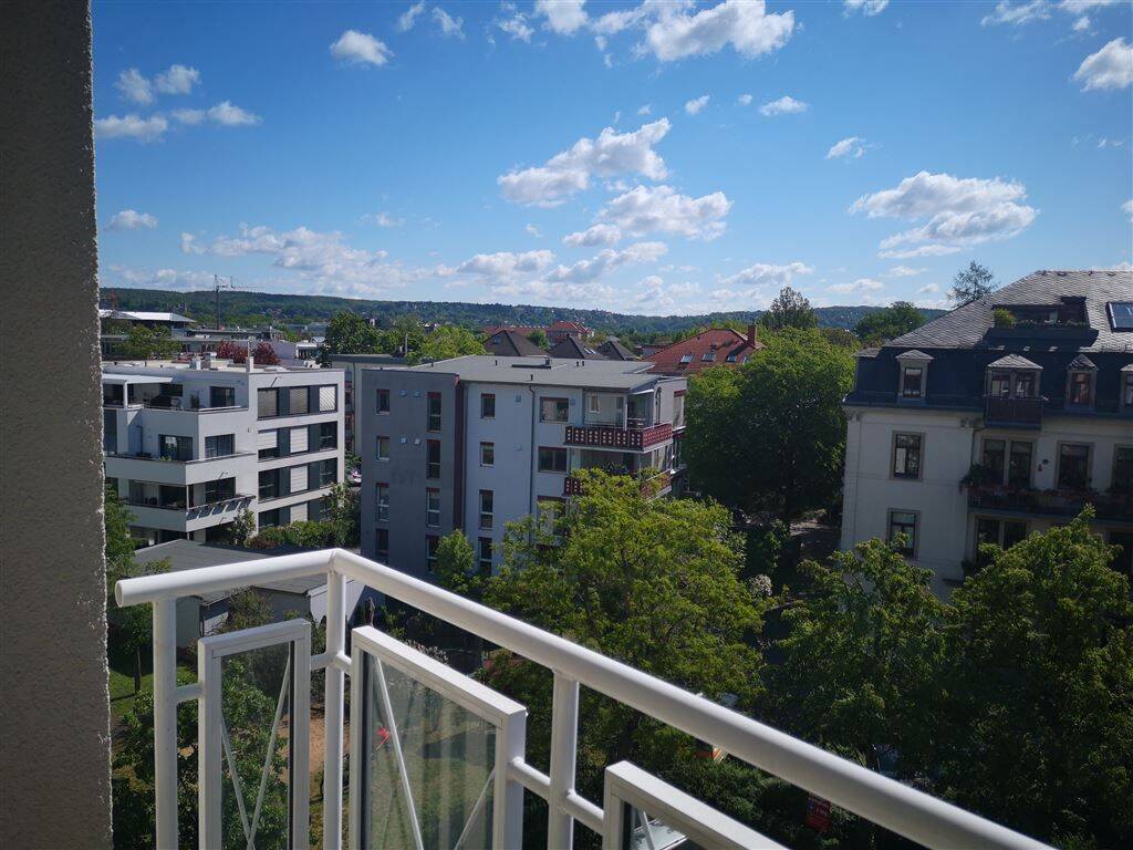 Großzügige und helle 1-RWG mit Balkon!, 1307 Dresden