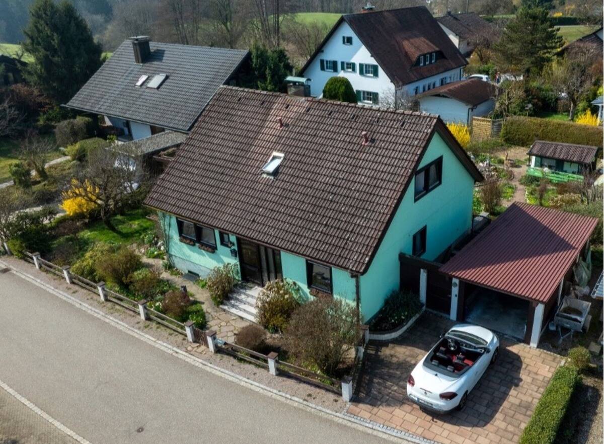 Wohnen im Grünen: Großzügiges Zuhause für die ganze Familie an der Schweizer Grenze!, 79713 Bad Säckingen