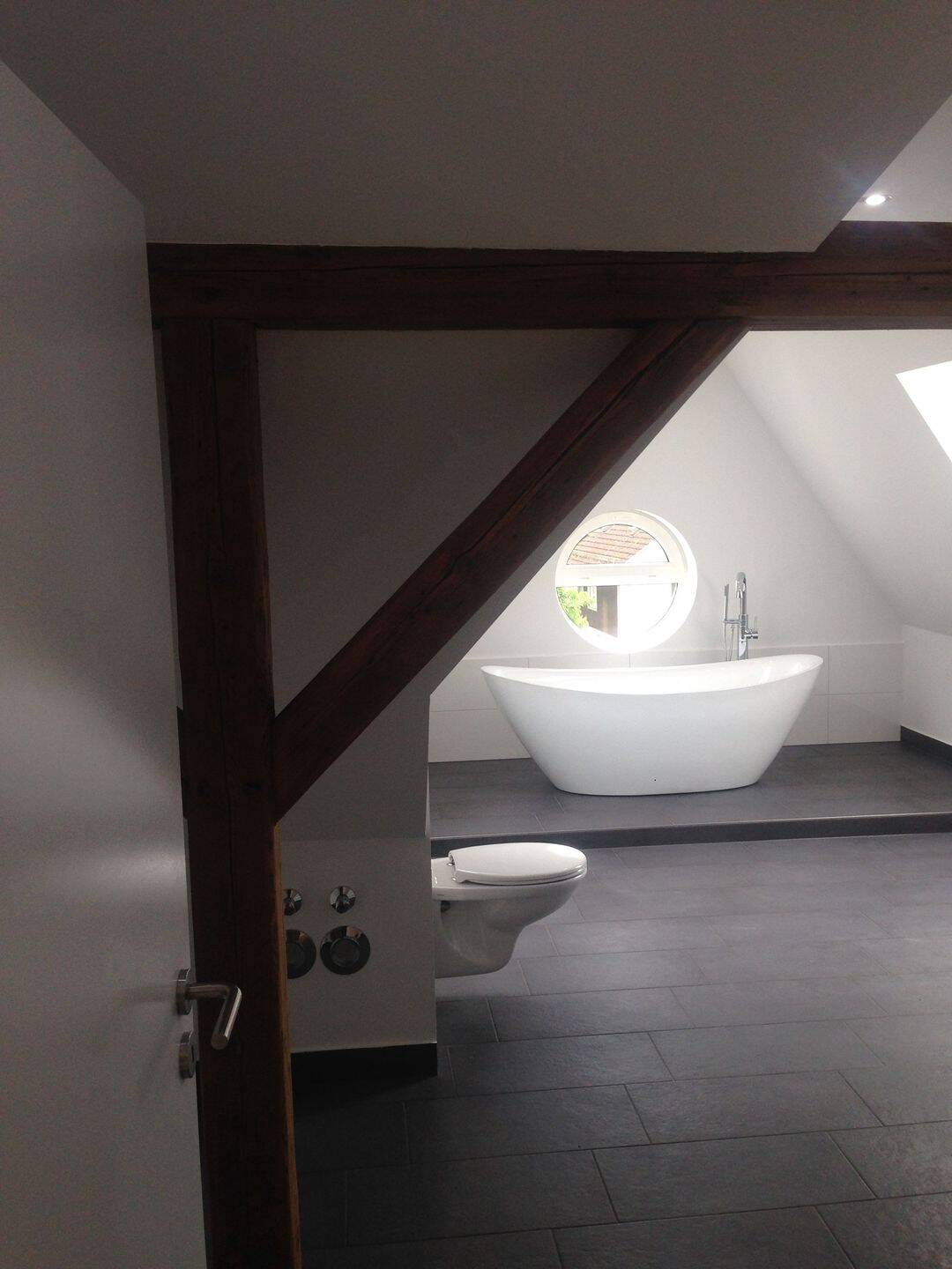 Stilvolle Altbauwohnung über zwei Etagen und Balkon, 31134 Hildesheim