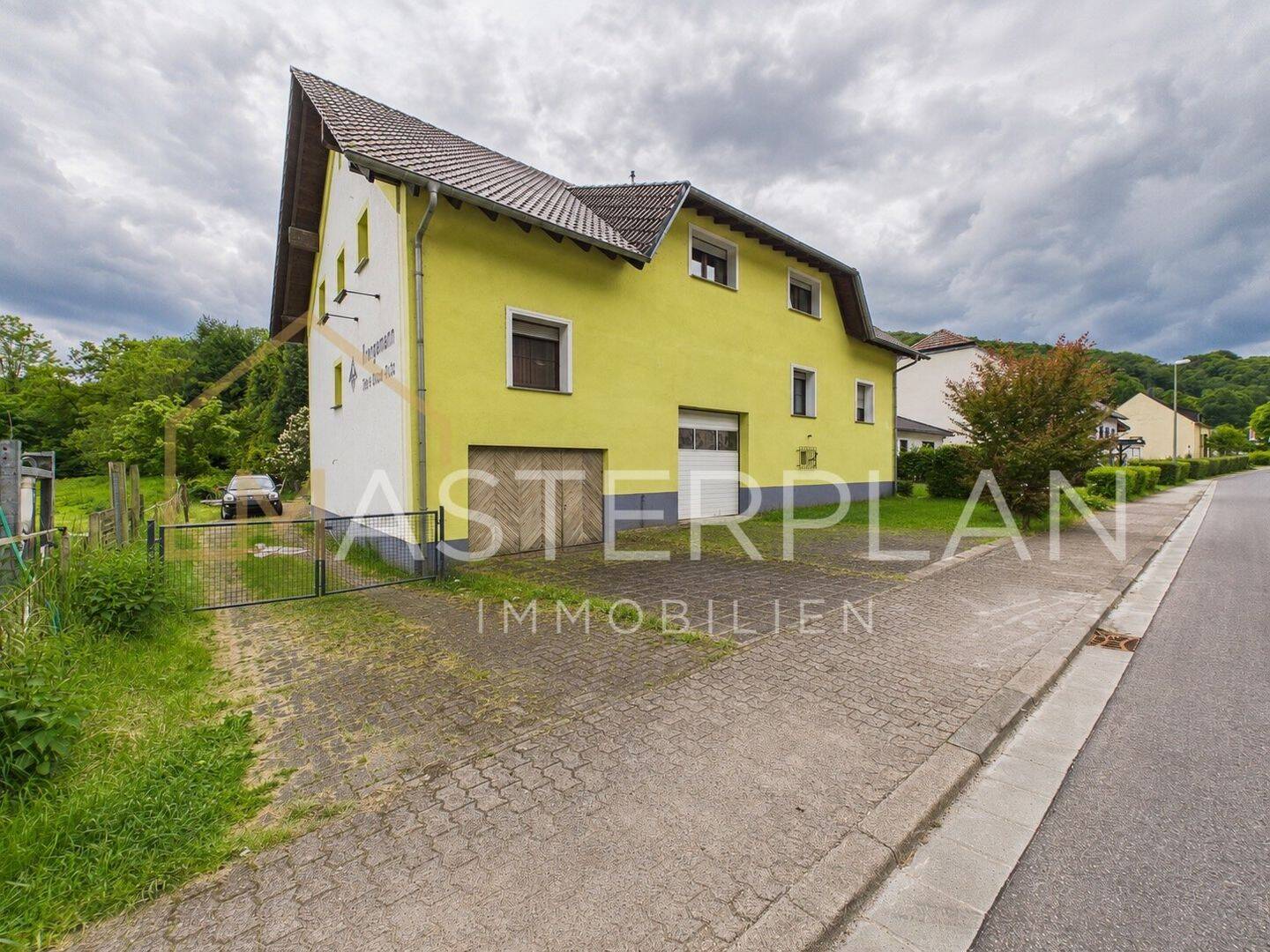 Freistehendes Einfamilienhaus mit großem Garten, 66701 Beckingen