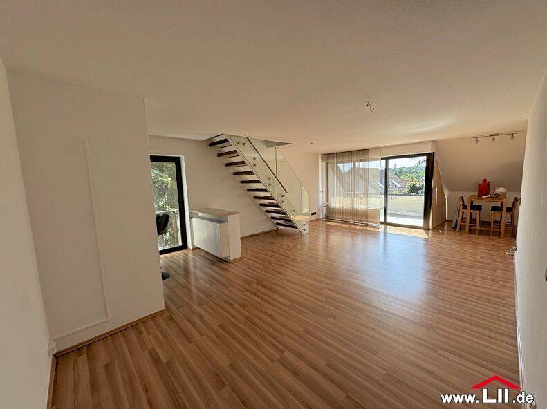 großzügige Maisonettewohnung mit Balkon in Sachsenhausen, 60599 Frankfurt am Main (Oberrad Sachsenhausen)
