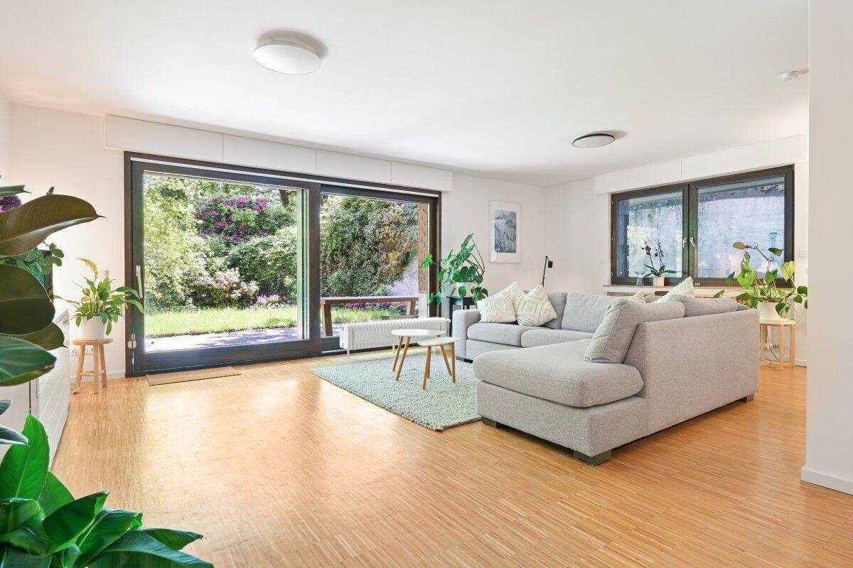 Großzügige Erdgeschosswohnung mit herrlichem Gartenblick in Essen-Bredeney, 45133 Essen (Bredeney Rüttenscheid Schuir Stadtwald)