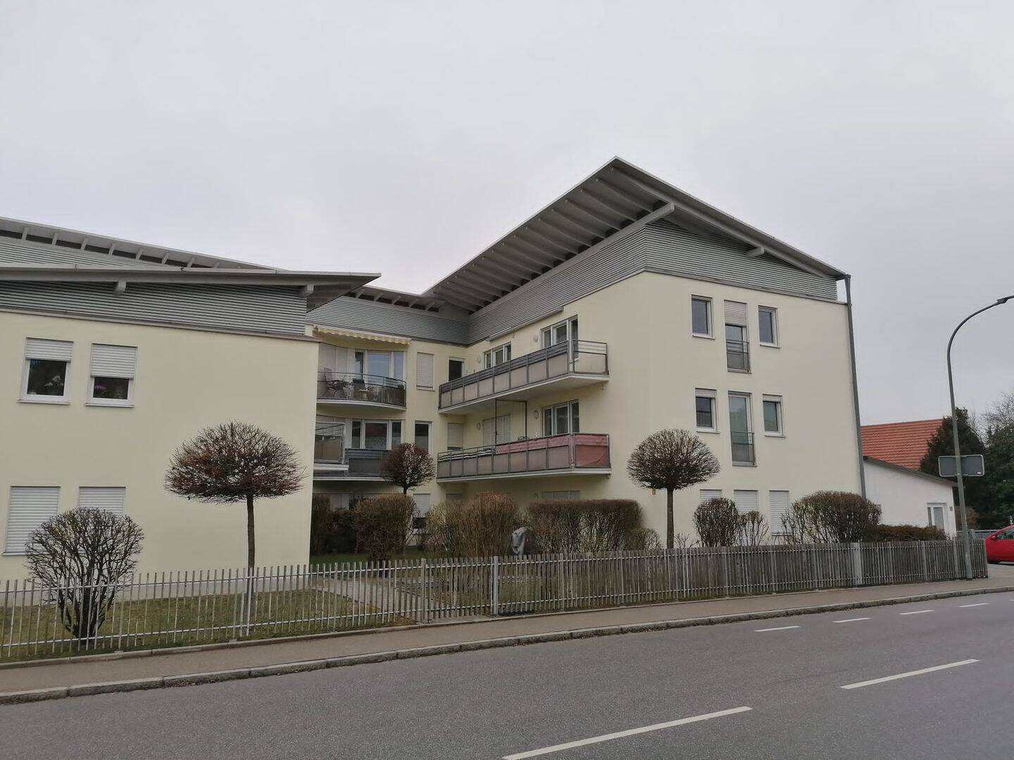 Großzügig geschnittene 2,5 Zimmer Wohnung in zentraler Lage in Vilsbiburg, 84137 Vilsbiburg