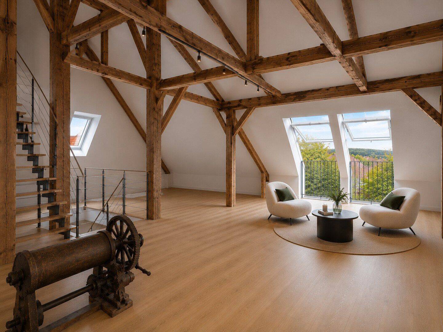 -Exklusive Dachgeschoss-Loftwohnung mit Galerie, Cabrio-Dachfenstern und historischer Seilwinde, 89415 Lauingen (Donau)